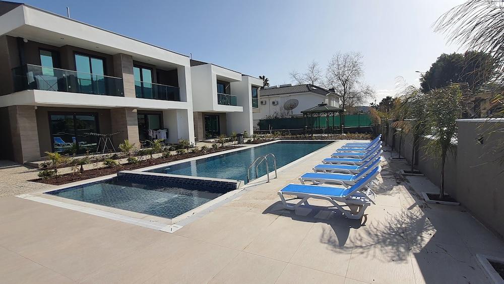 Istanbul Beach Hotel Sweet Home Apart