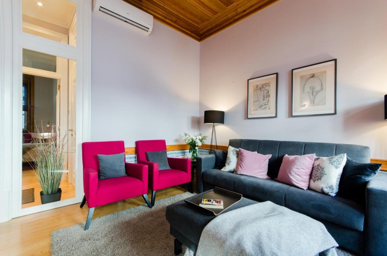 Baixa Downtown Fabulous And Sophisticate Apartment with Elevator 18th Century Building 1