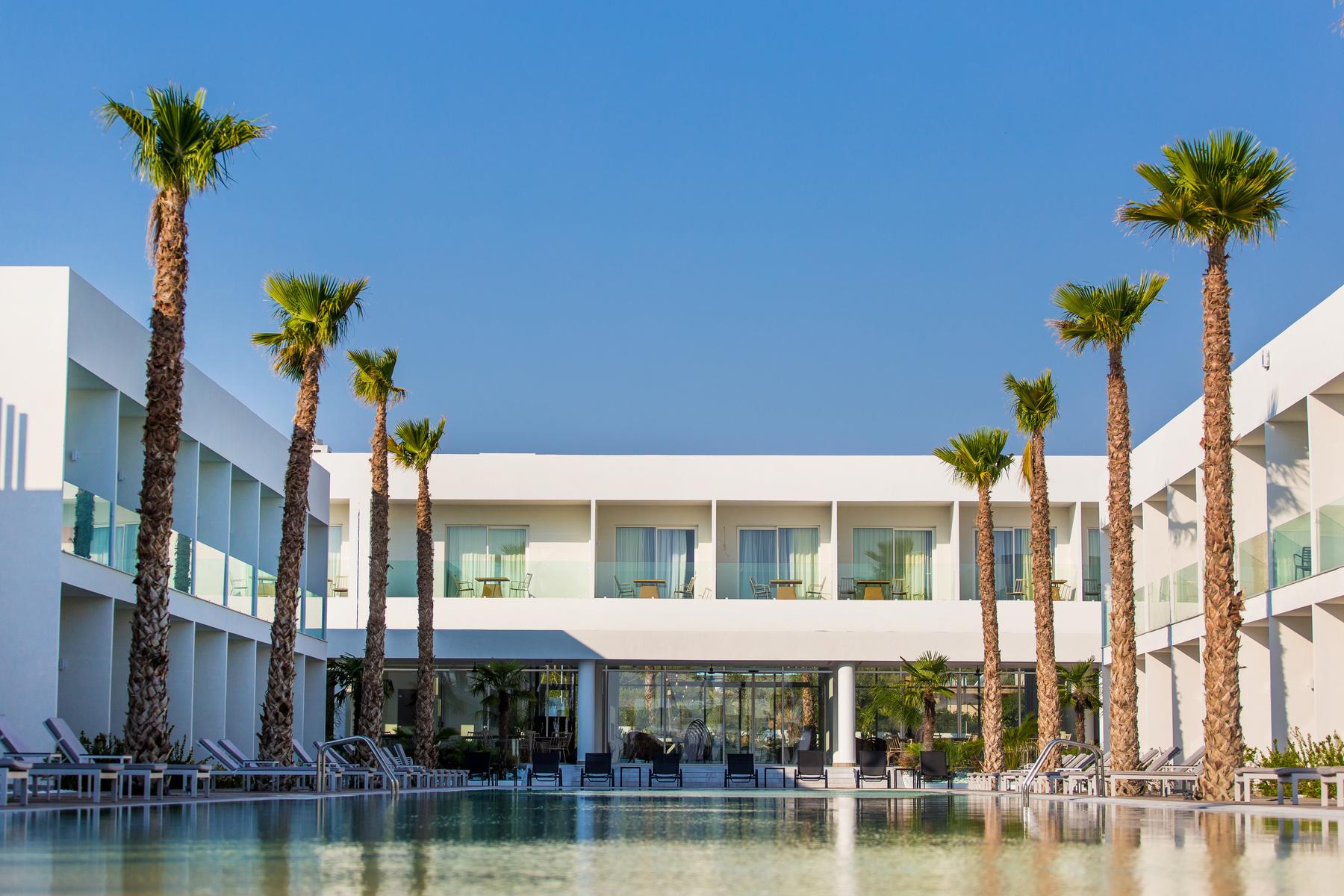 White Dreams Resort 1