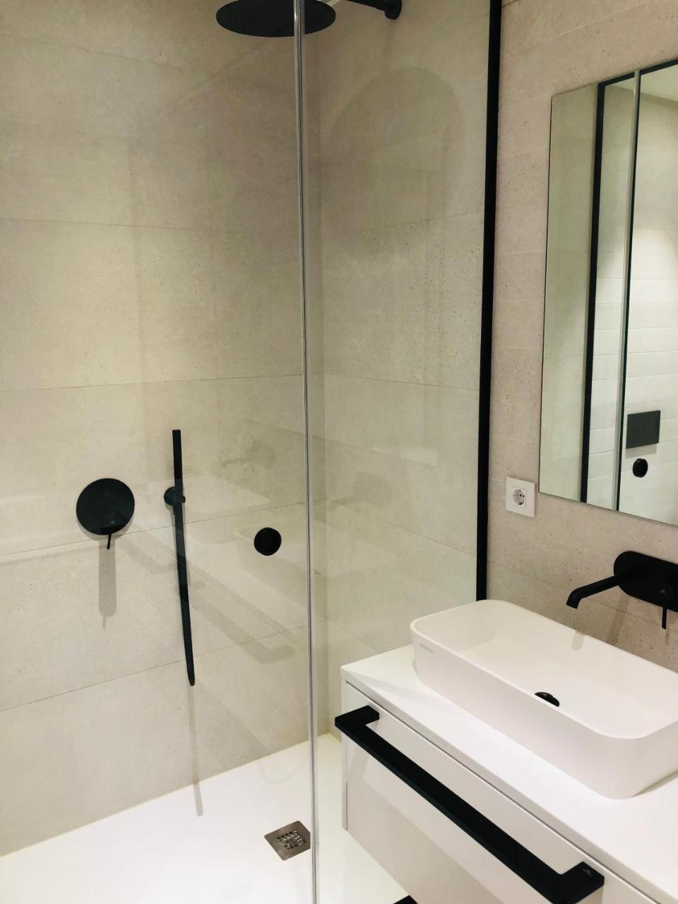 Rocavista - Villa with Heated Rooftop Pool And Amazing Ocean View 2