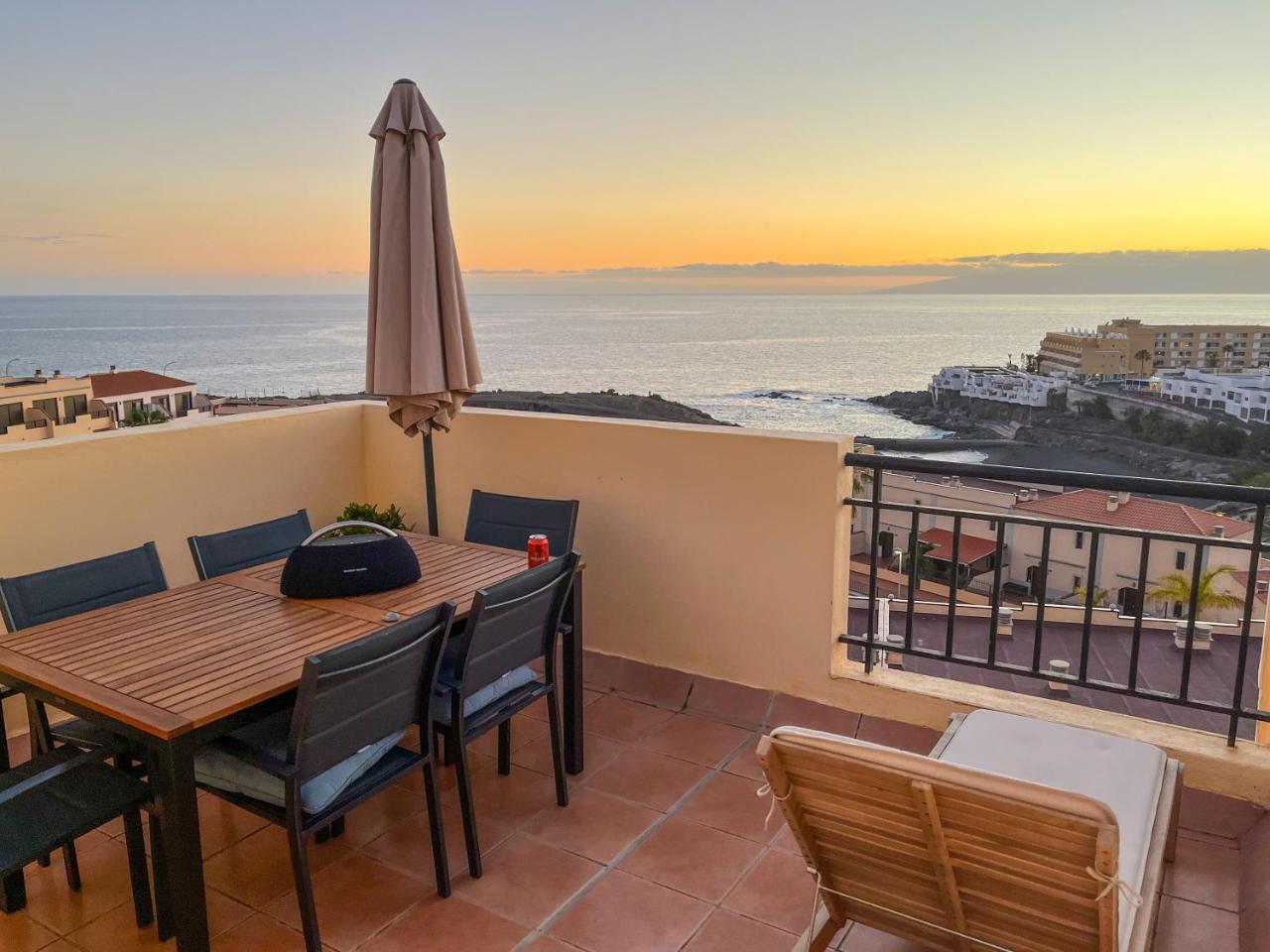 1314 Fabulous 2 Bedroom Accommodation Roof Terrace 2