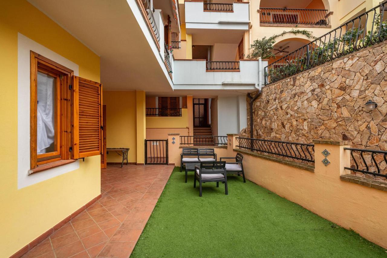 Bilocale Con Piscina a Villasimius 1