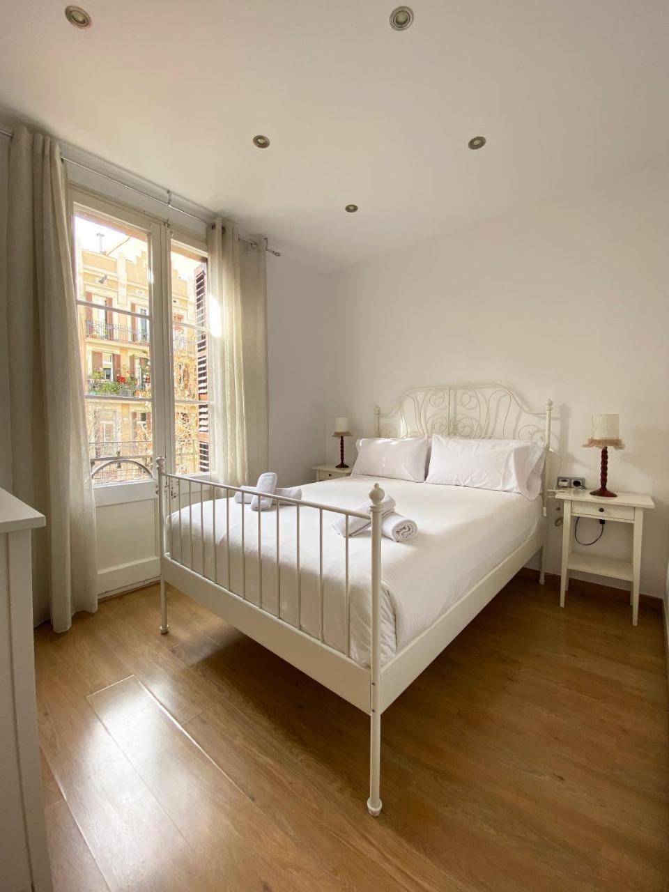 Stay U-Nique Apartments Sagrada Familia III 1