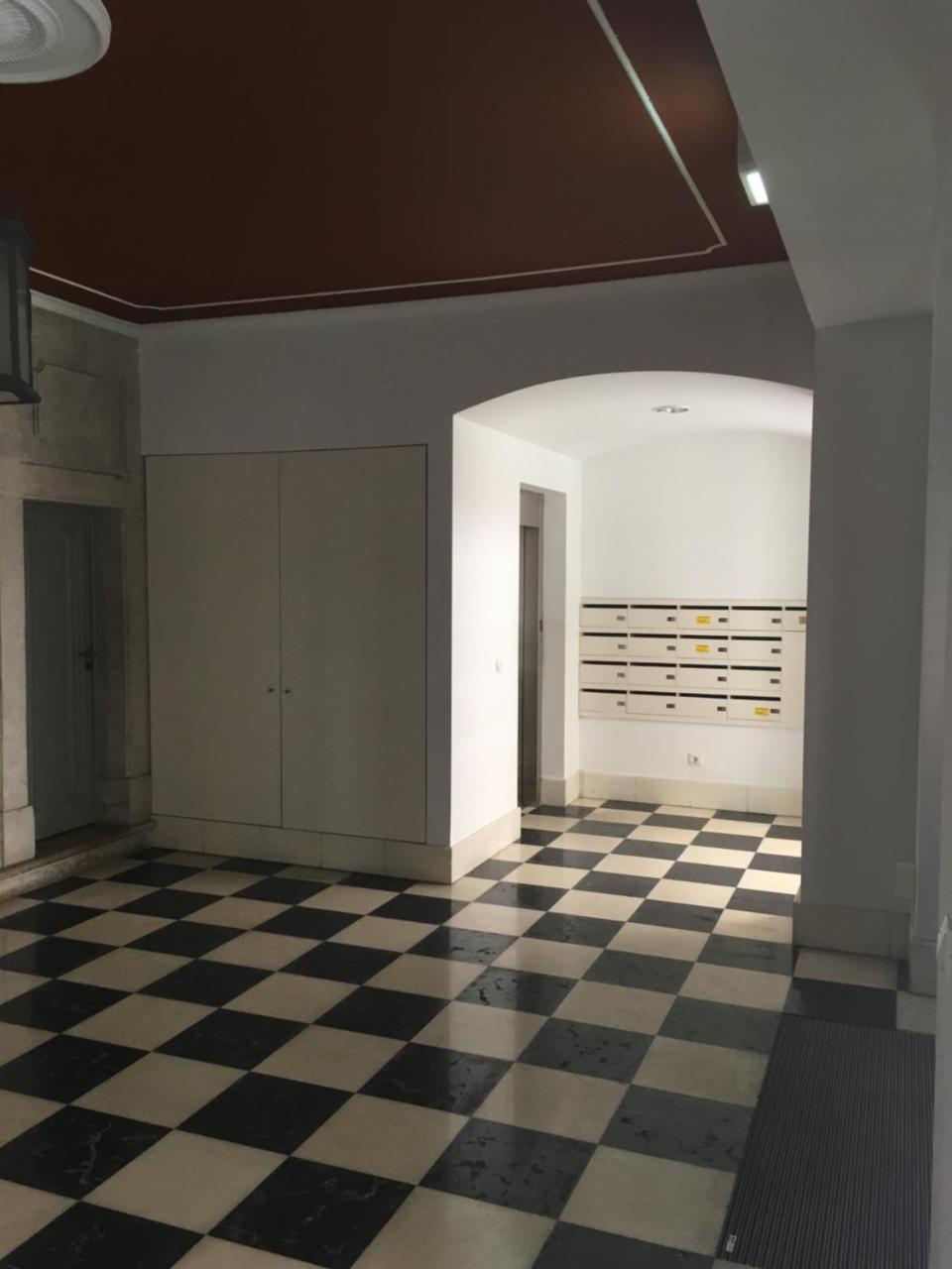 Chiado 2 Bedroom Elegant Apartment 2