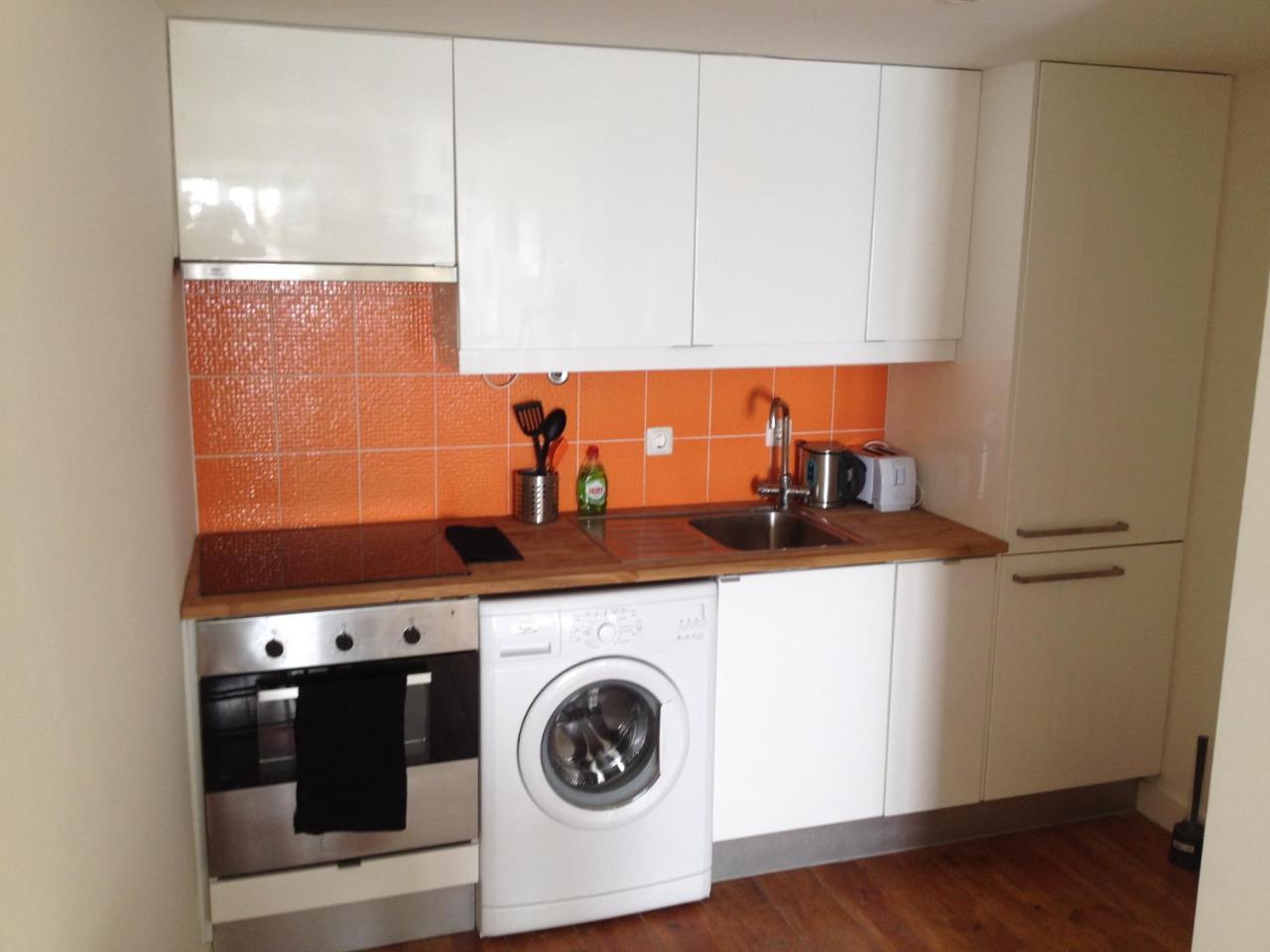 Little Alfama Town (Adults Only) 1