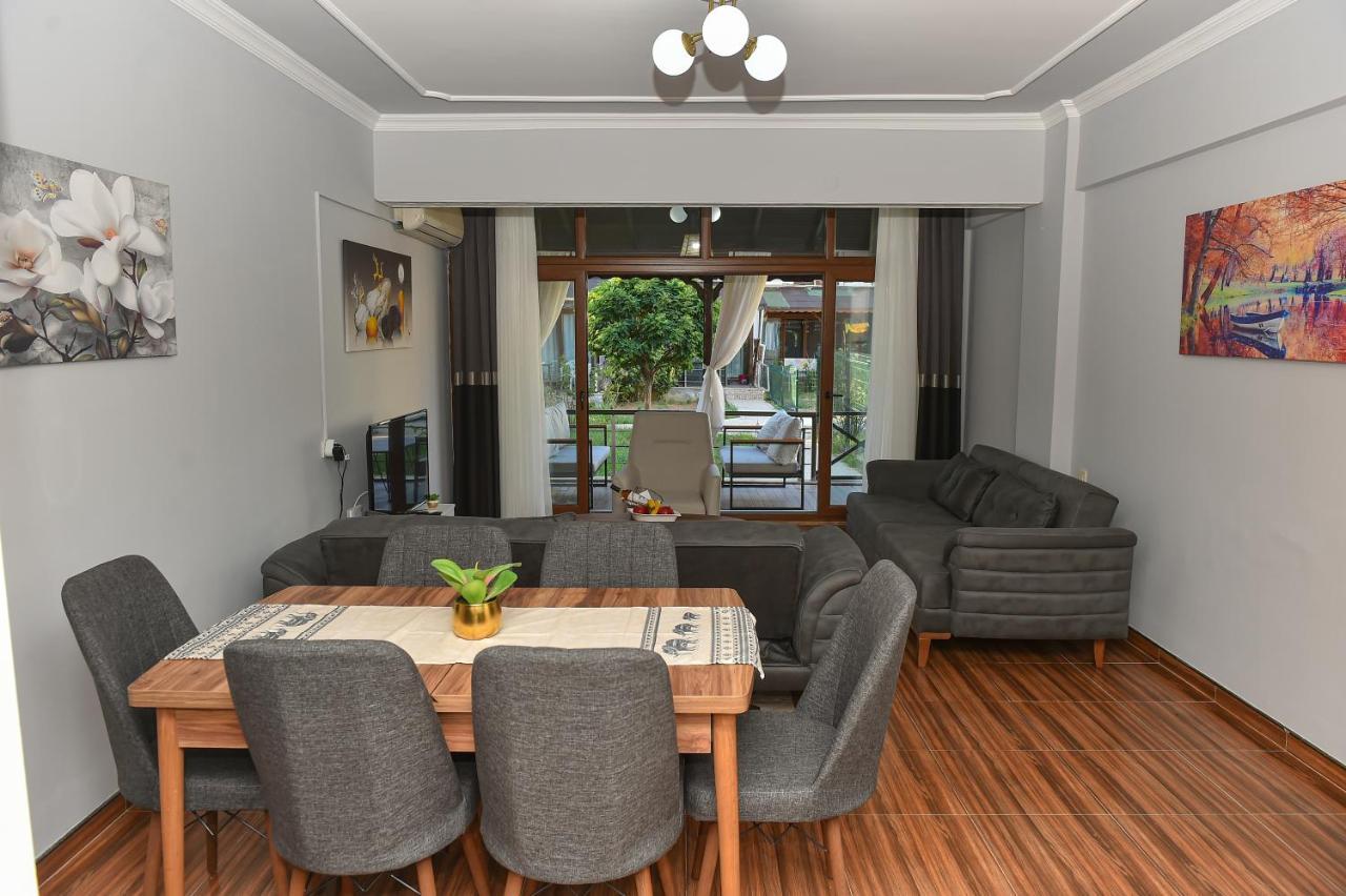 Villa Alp's Triplex Lagoon Havuz Olanagi Sunan 2