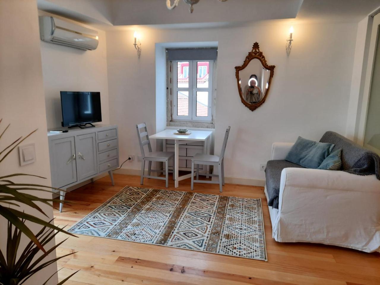 Lisbon Castle Apartment (Adults Only) 1
