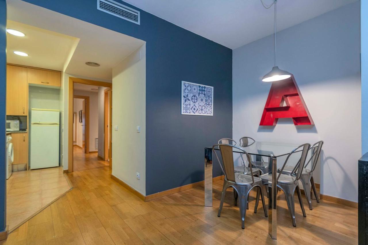 2 Bedroom with Balcony in Eixample 4-2 (Adults Only) 1