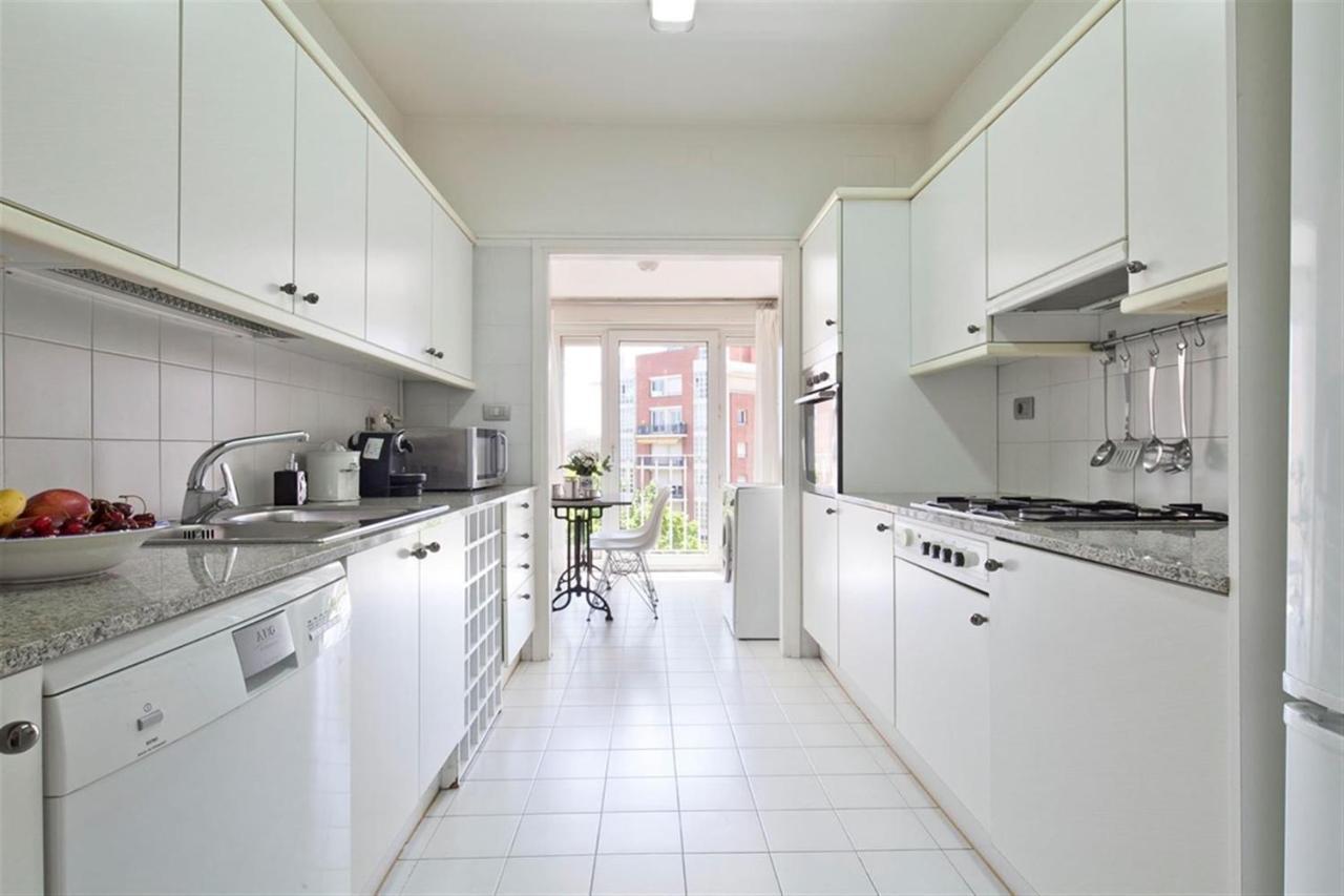 Stay U-Nique Apartments Salvador Espriu 2