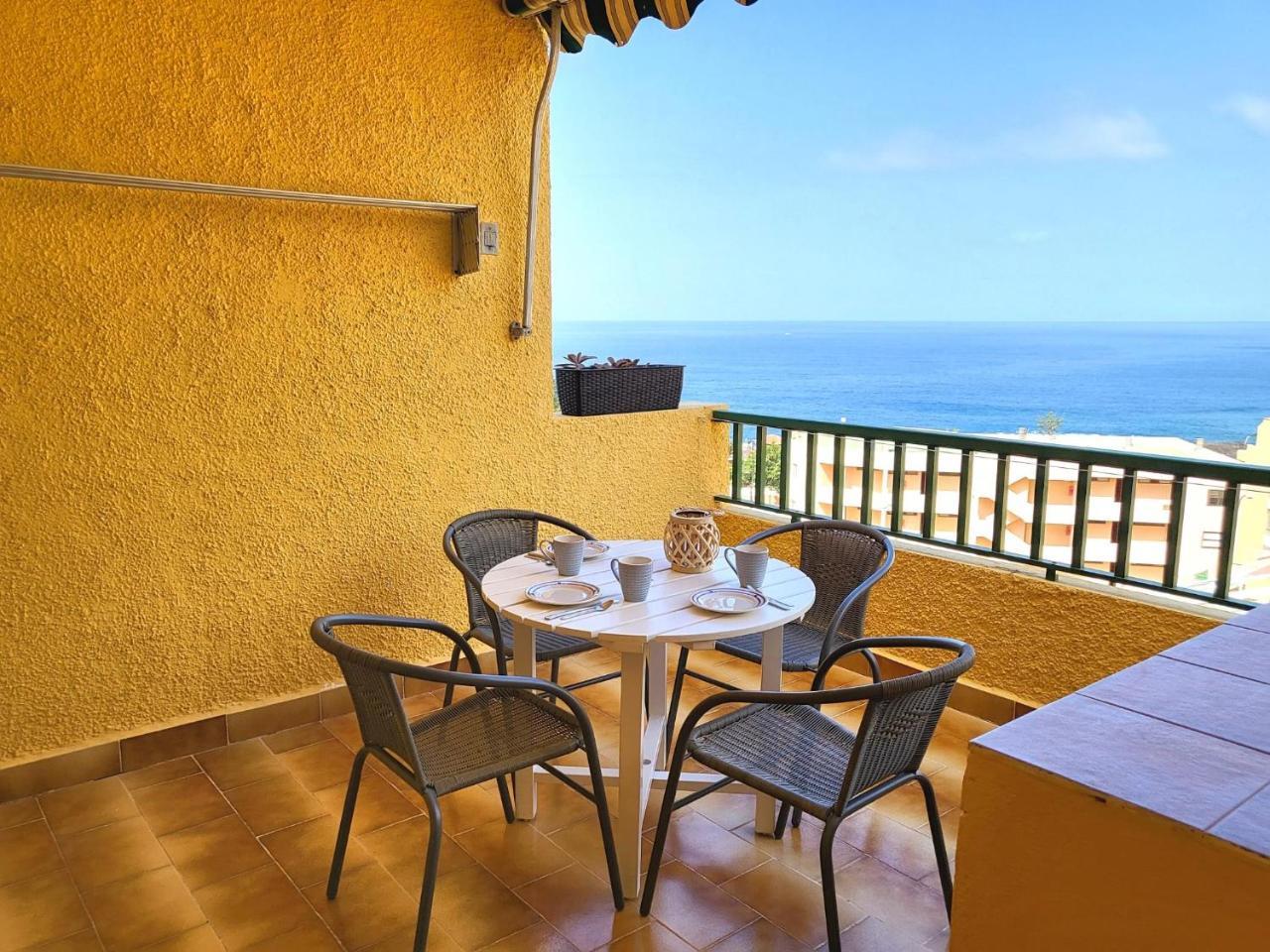 Sunset Arena Beach by Helloapartments 2