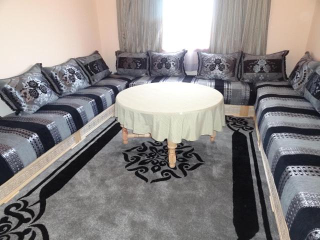 Apartment Twins 12 2