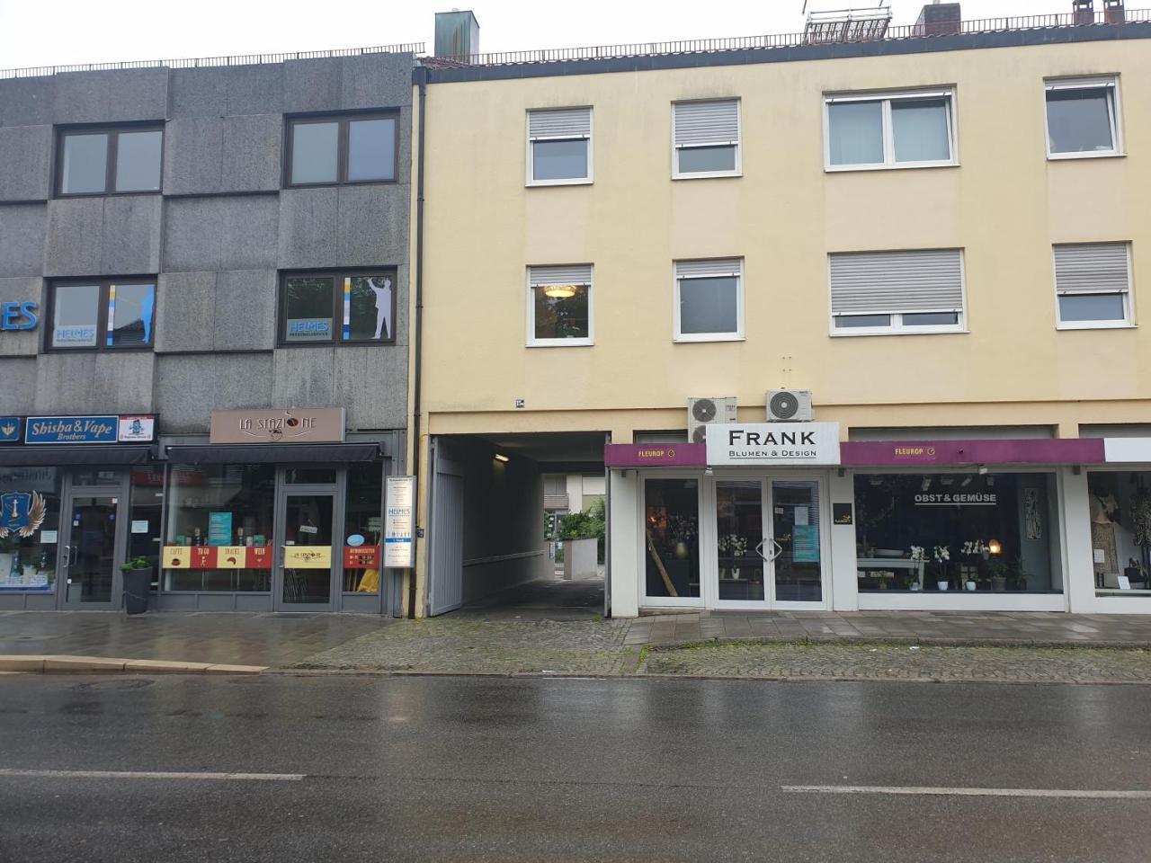 Schone Wohnung Zentral Dachau(20 Min Zum Hbf Munchen) 2