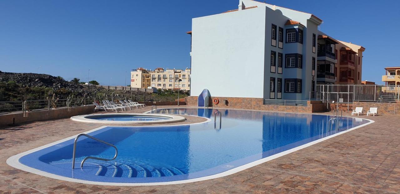 Go2tenerife Apart'babalu Terrace, Pool & Parking 2