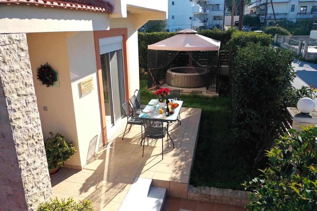 Mediterranean Luxury Villa 2