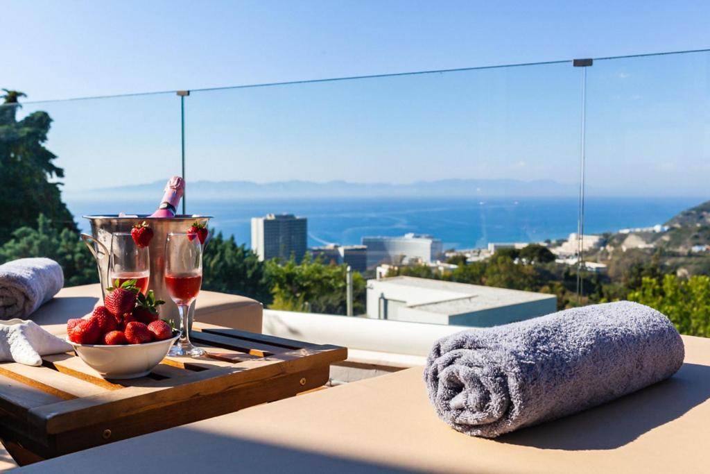 Flyviewflatsblue Privatehottub with Seaview 2