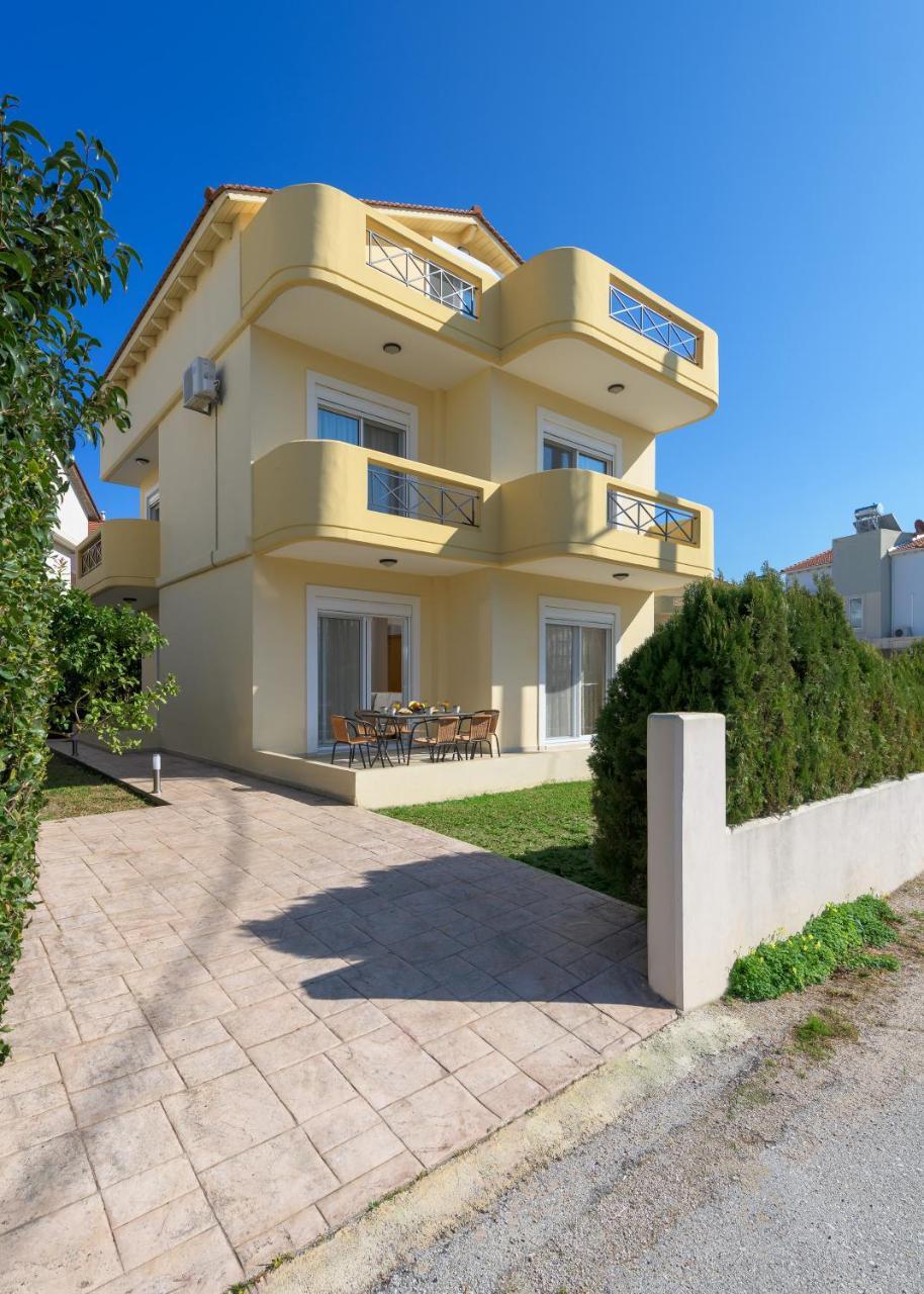 La Maisonette - 4 Bedroom Villa Near the Beach 1