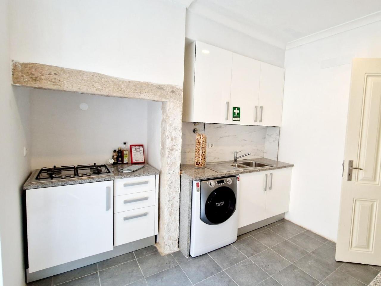 Principe Real Luxurious Apartment 1