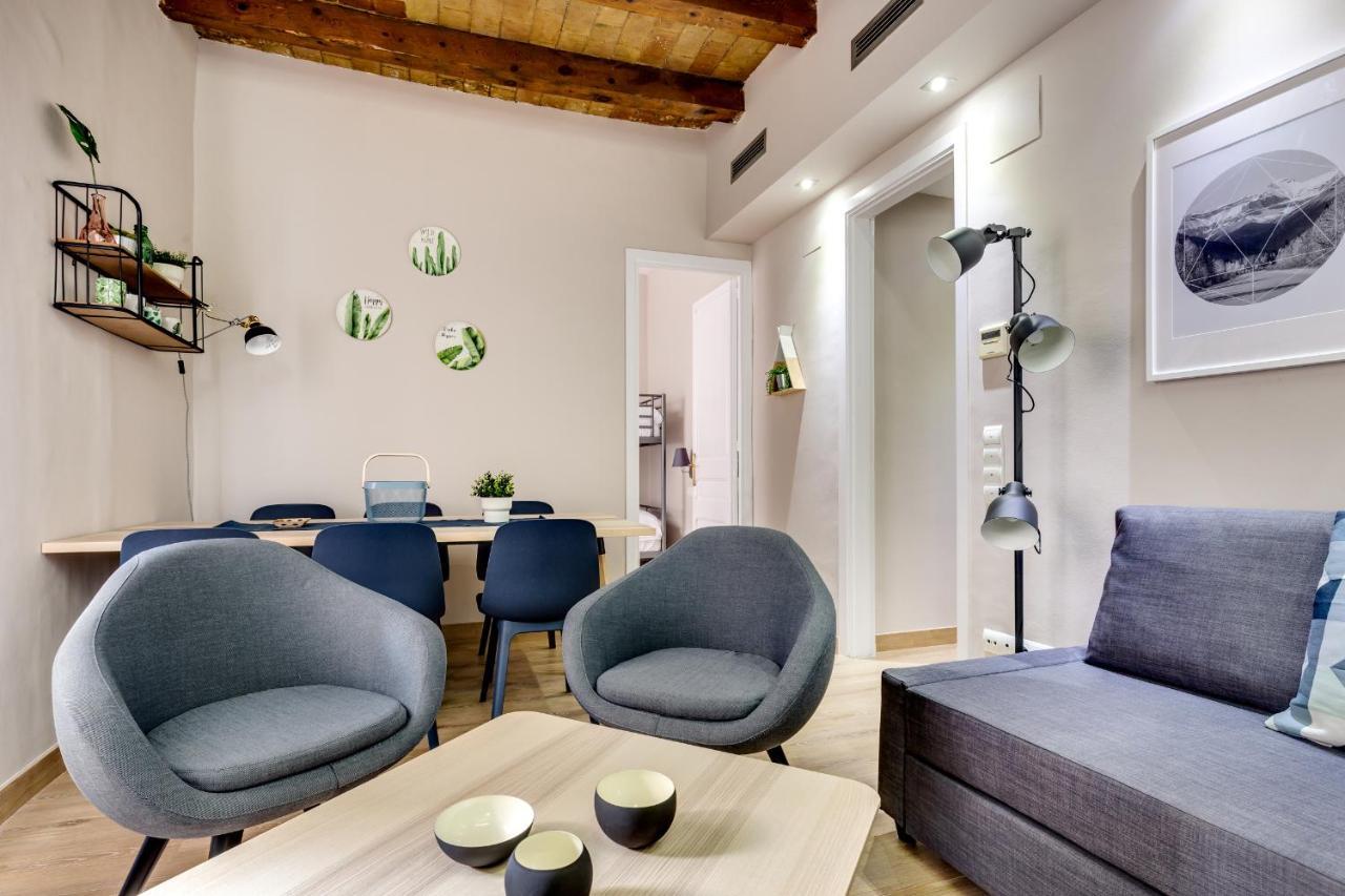 Renovated & Classic 3-Bedroom Sagrada Familia Apt. 2