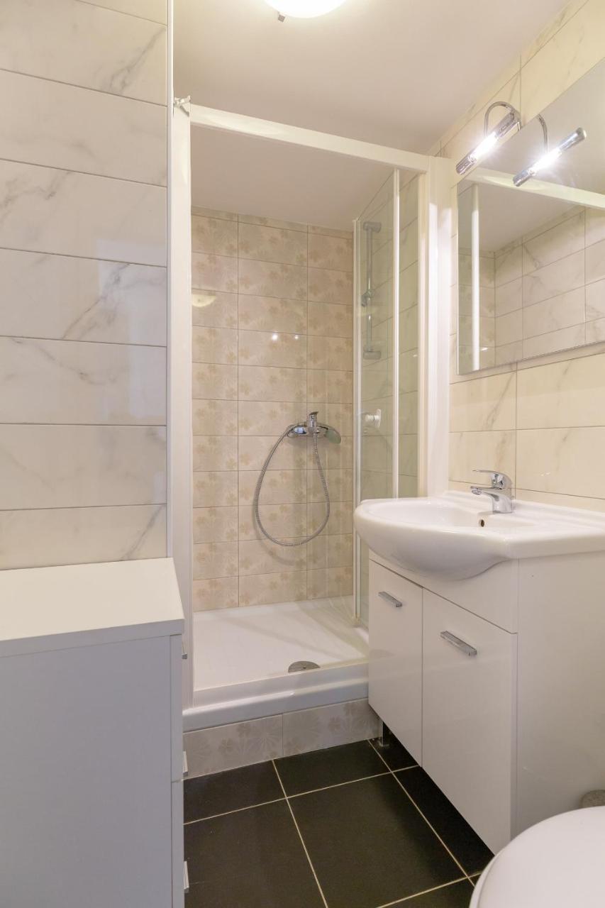 City Wall's Studio Apartment 1