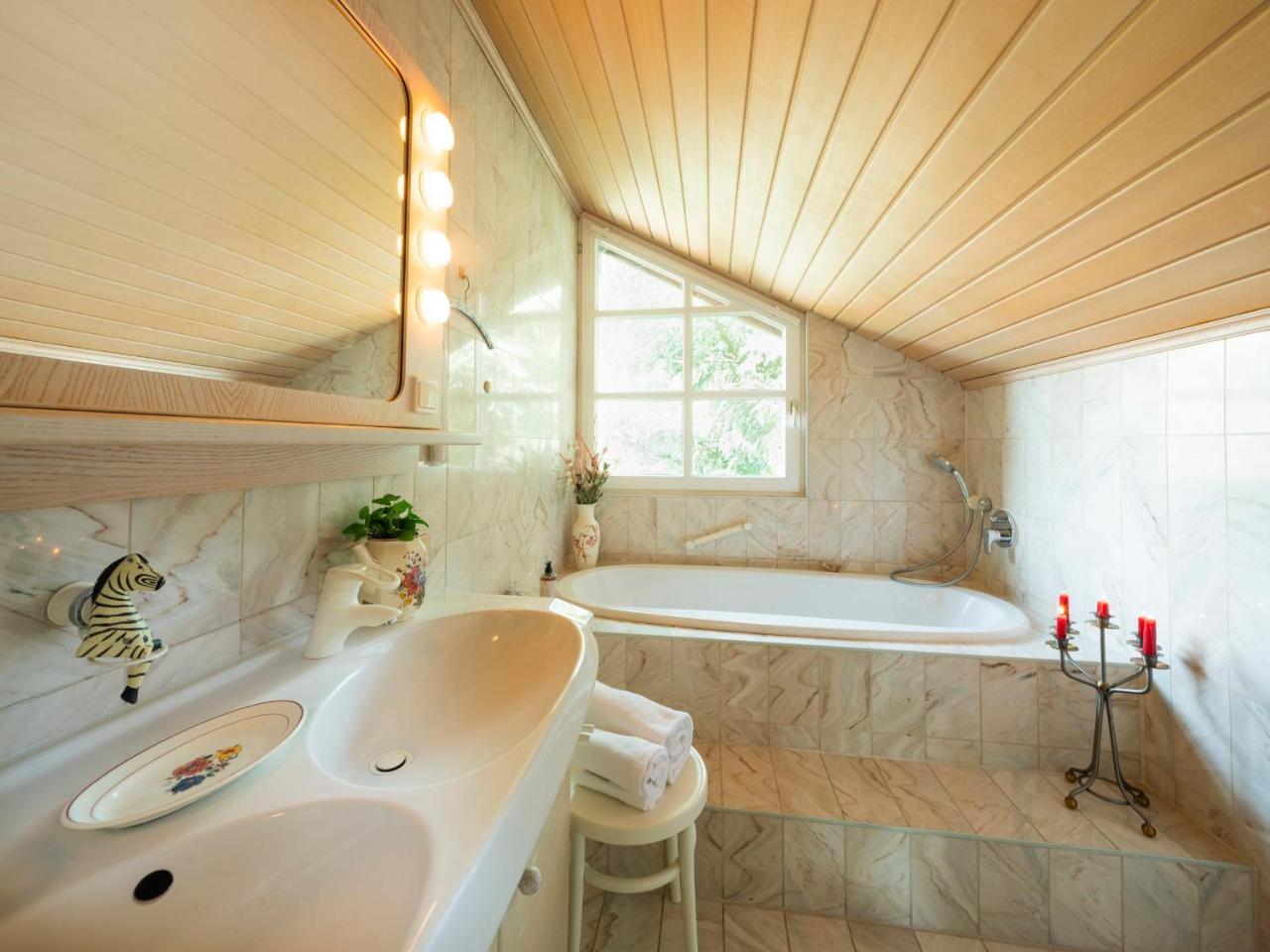 Homely Stay in a Romantic Lodging with Sauna&Gym (Adults Only) 2