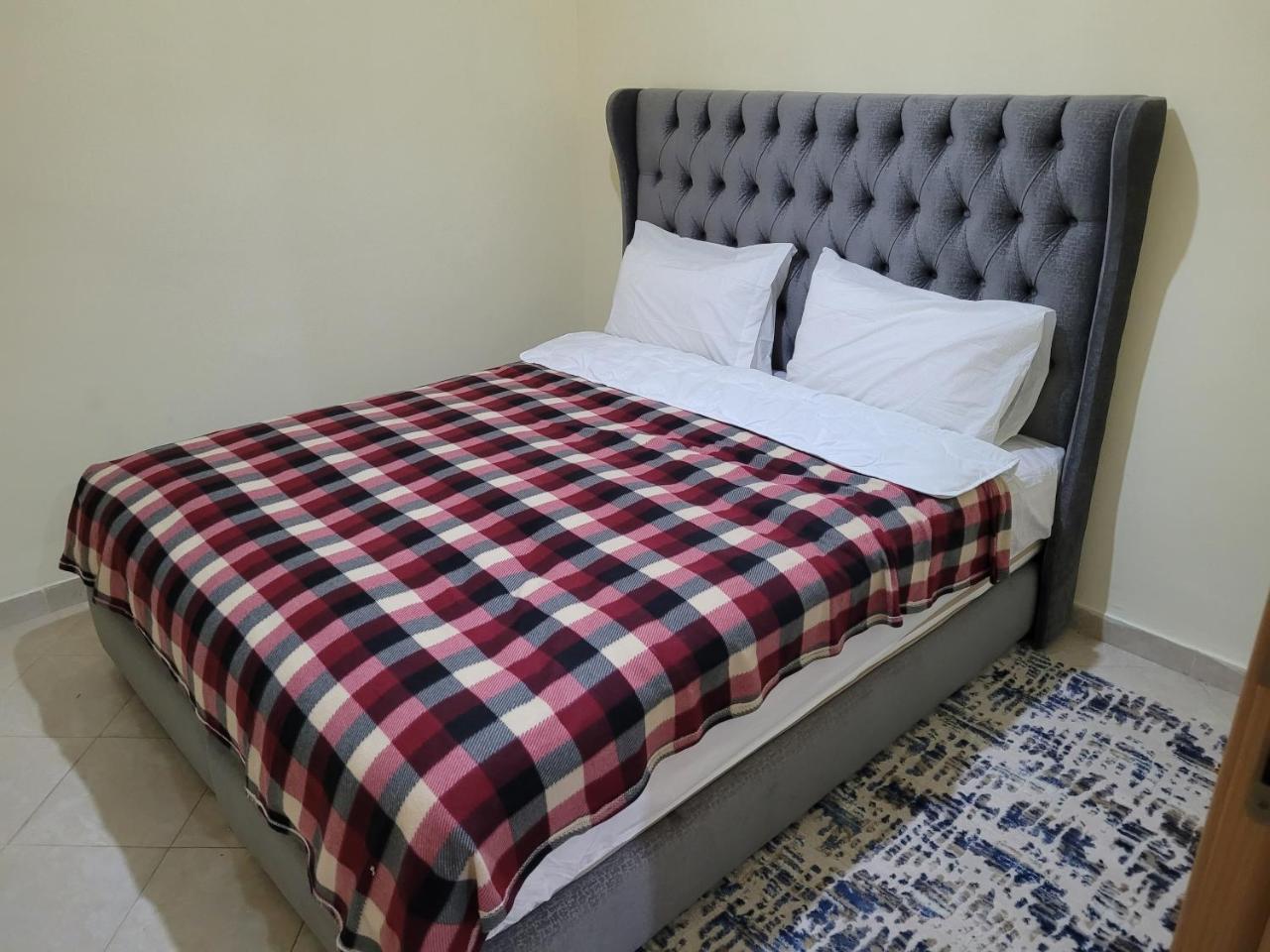 Basic Appartement Avec Parking 1