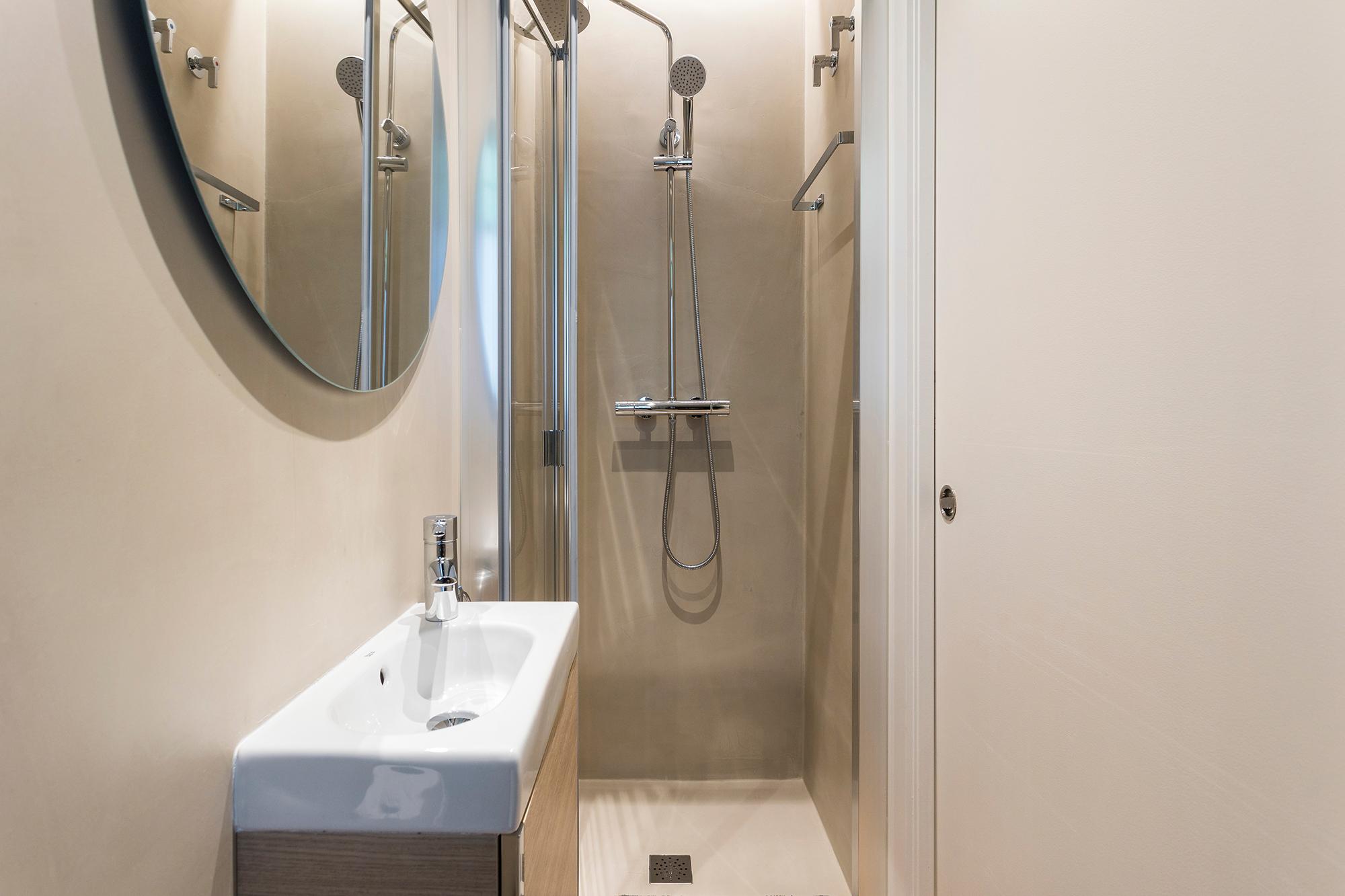 · Ea · la Riera Charm Dos 1