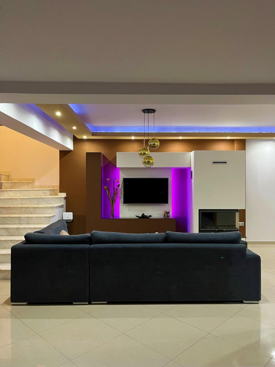 Villa Rose Ground Floor - Private Swimming Pool Garden