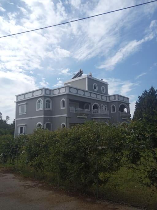 Villa - 1st Floor (Adults Only)