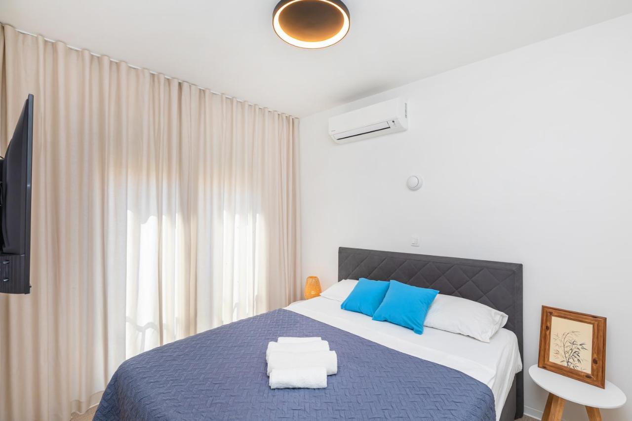 Ragusa City View Apartment by Duhomes 2