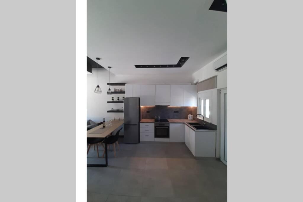 Luxury 1 Bedroom Apartment in Ialysos 2