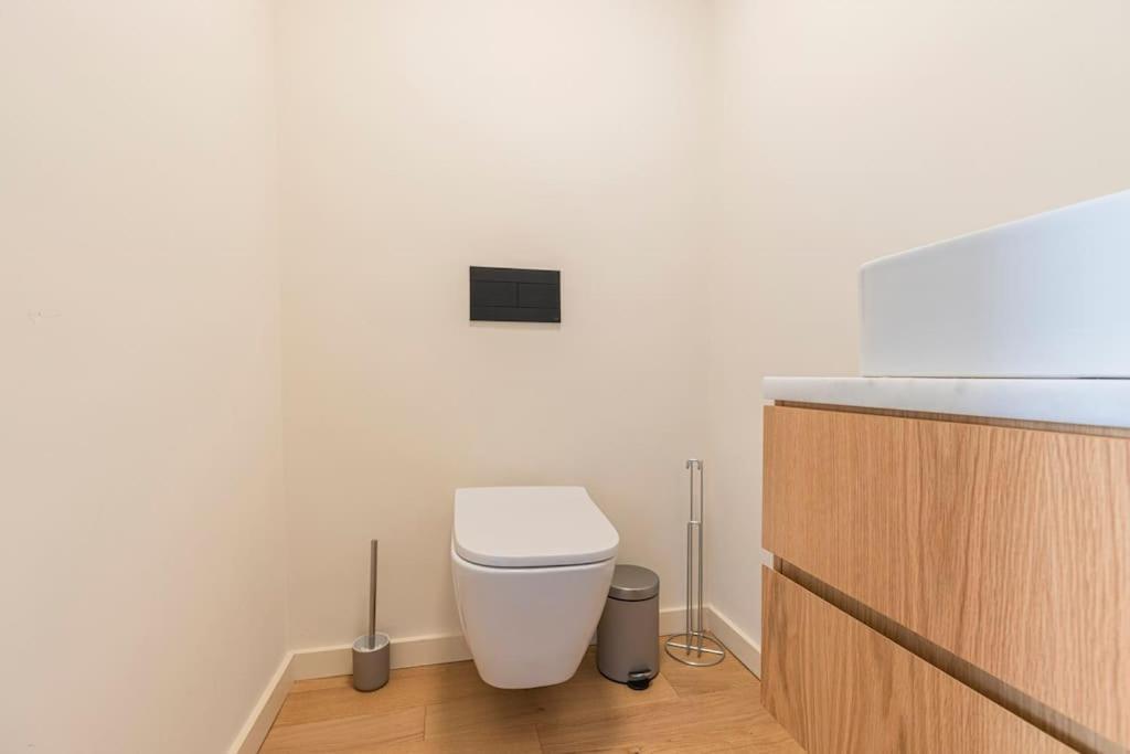 Wonderful 2 Bedroom by Innkeeper