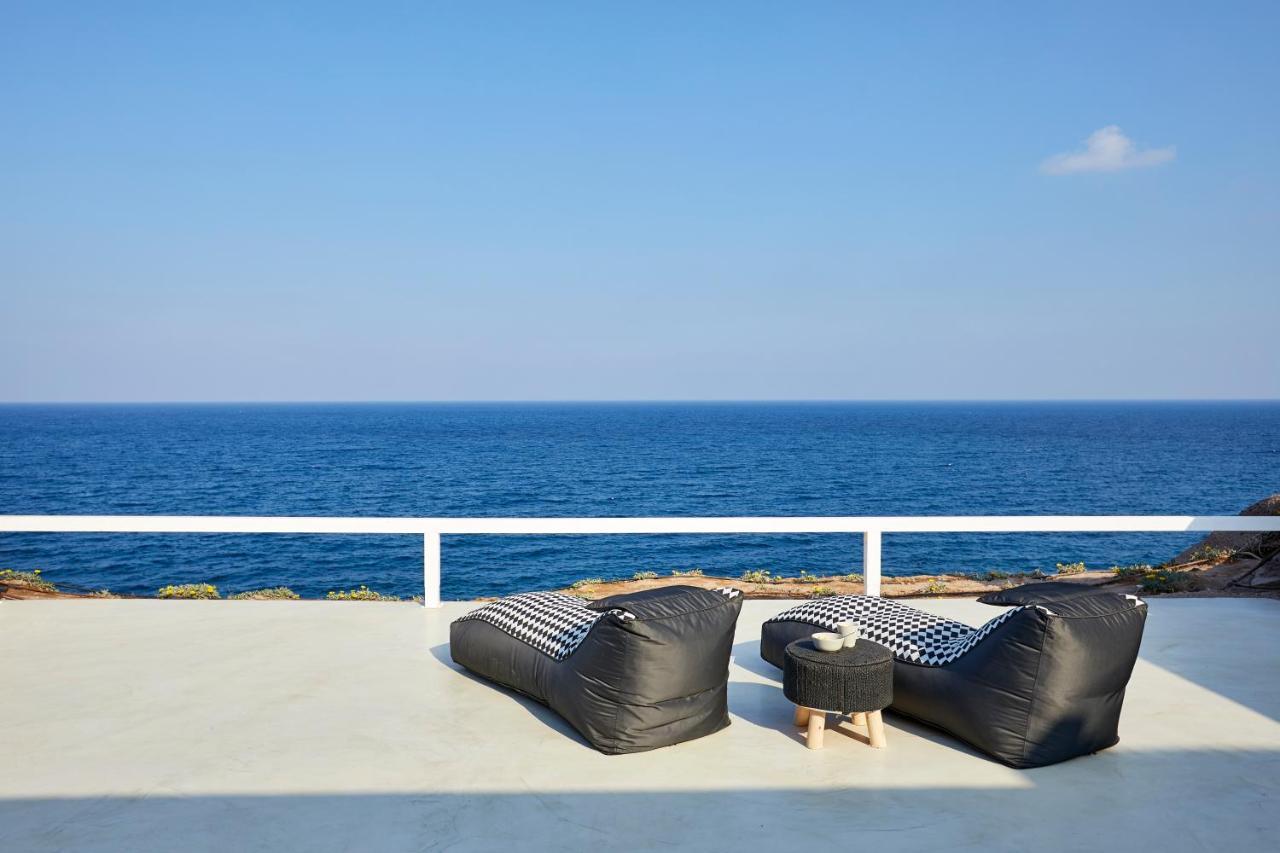 Infinite Blue Luxury Suites (Adults Only) 1