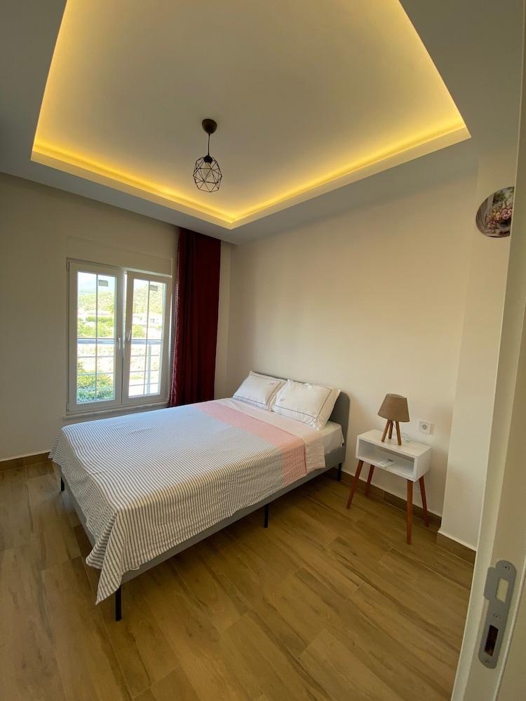 Orange And Lemon Homes 1