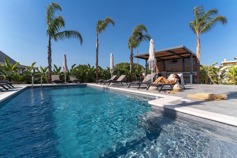 Palmeral Luxury Suites