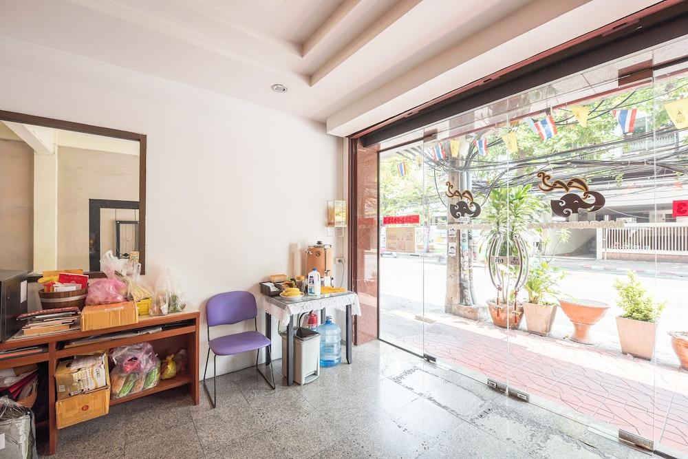 Oyo 110 Old Town Hotel