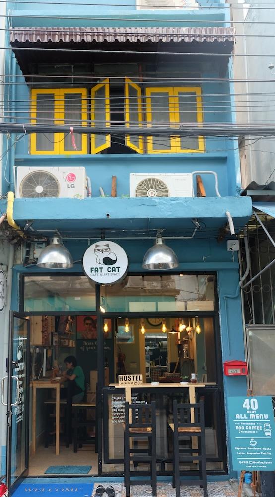 Fat Cat Hostel