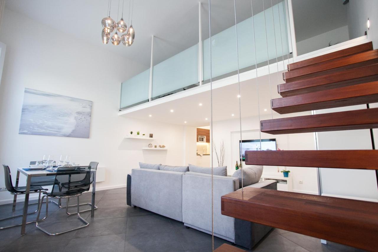 Stylish Loft with Balcony