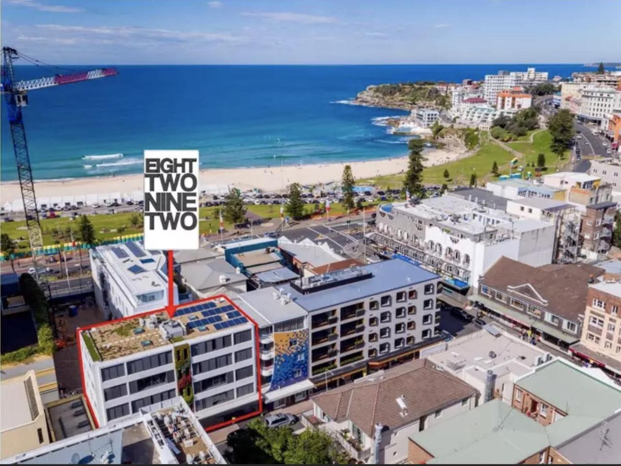 Stylish 2br Top-Level Unit with Lift Near Bondi Beach