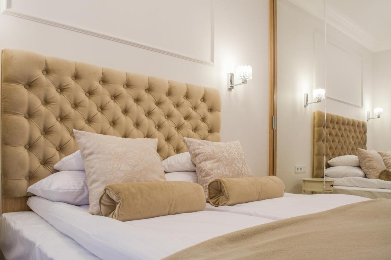 Warsaw Seasons by Alluxe Boutique Apartments