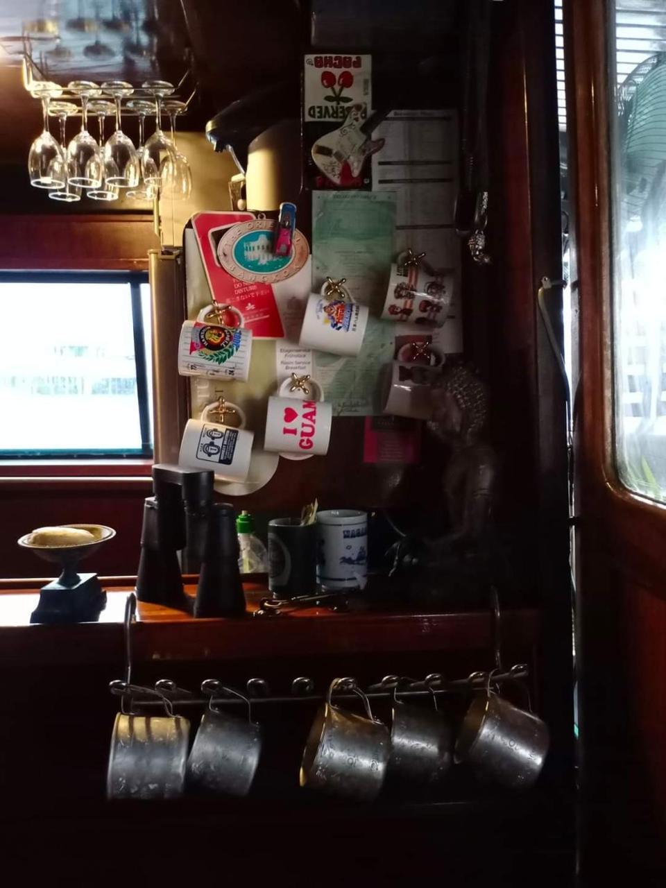 Sabai Sabai Liveaboard Bangkok