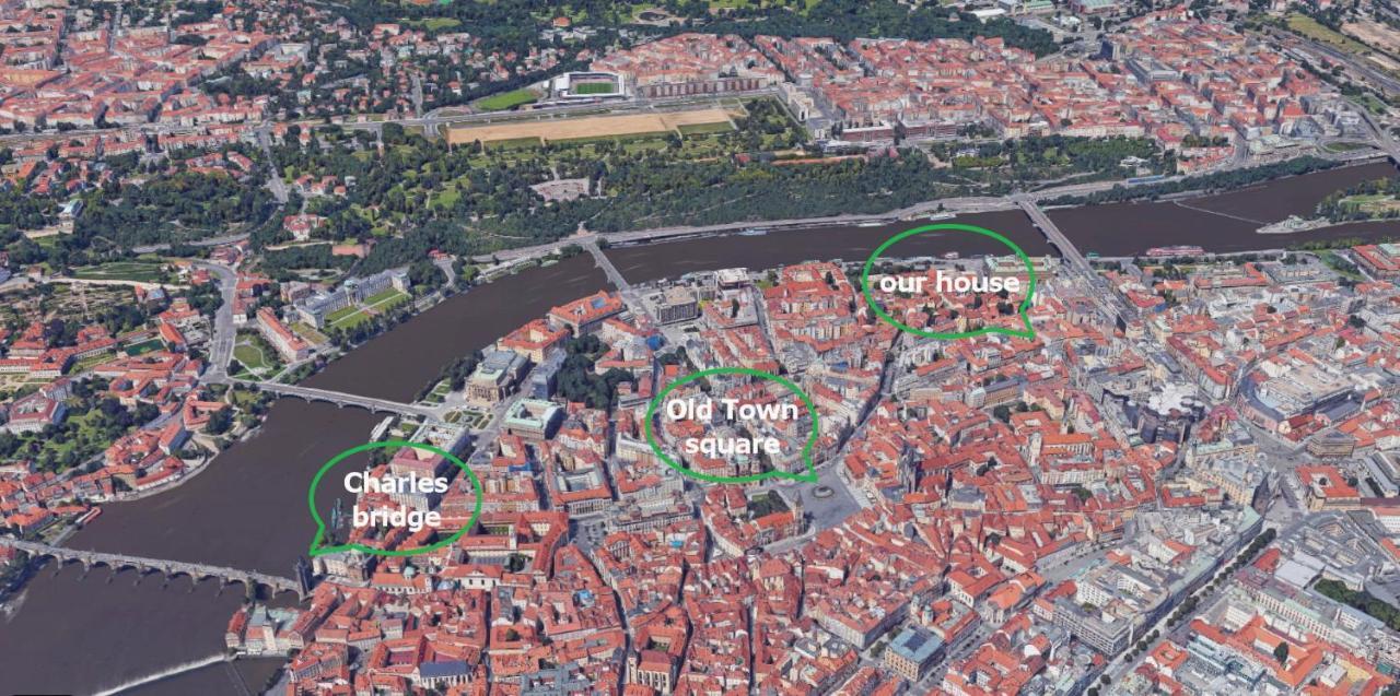 Old Town Spacious Apartment