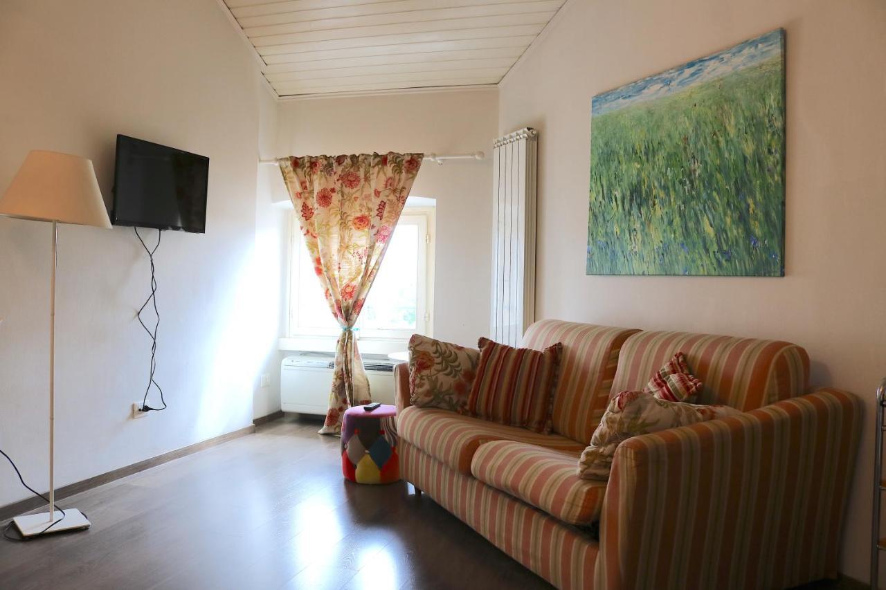 Milanese Flat - Via Vigevano