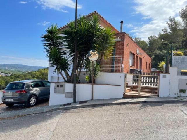 Villa for 2 Families