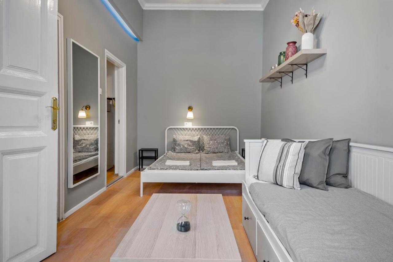 Venus Apartments - Akacfa II