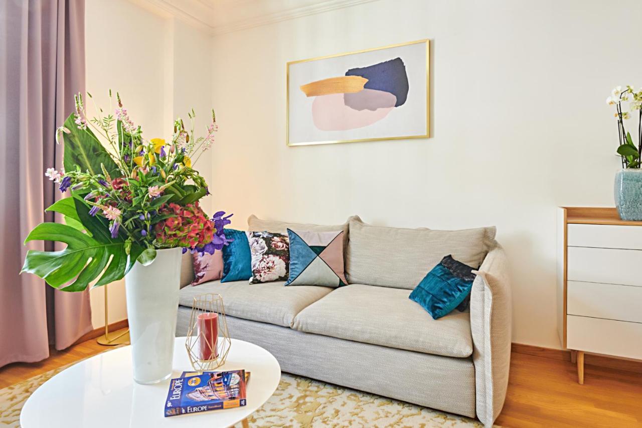 Palace Dlouha Apartments - Old Town