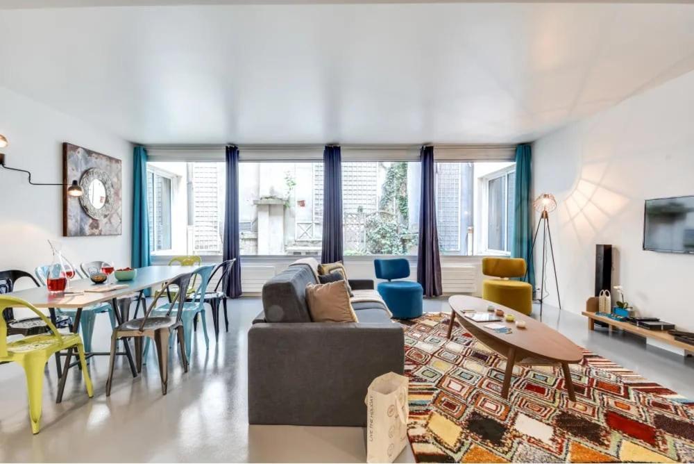 Modern And Huge 3bd for 10 Guests in Le Marais! (Adults Only)