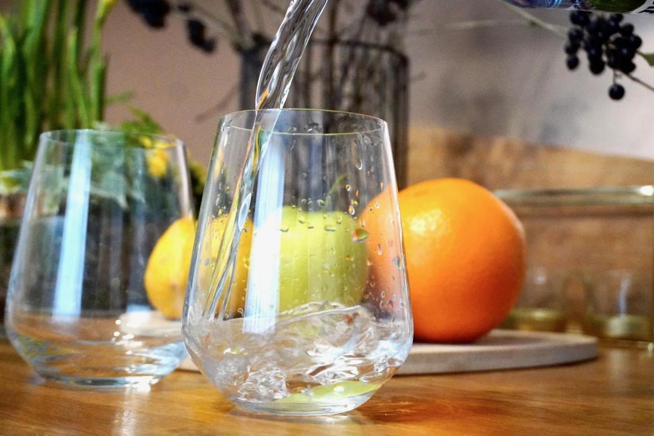 Cozy Apartment in Centrum Downtown Srodmiescie Zelazna Zelazna Jerozolimskie Palace of Culture And Science! Wifi, Netflix, Hbo, Smarttv 55cal