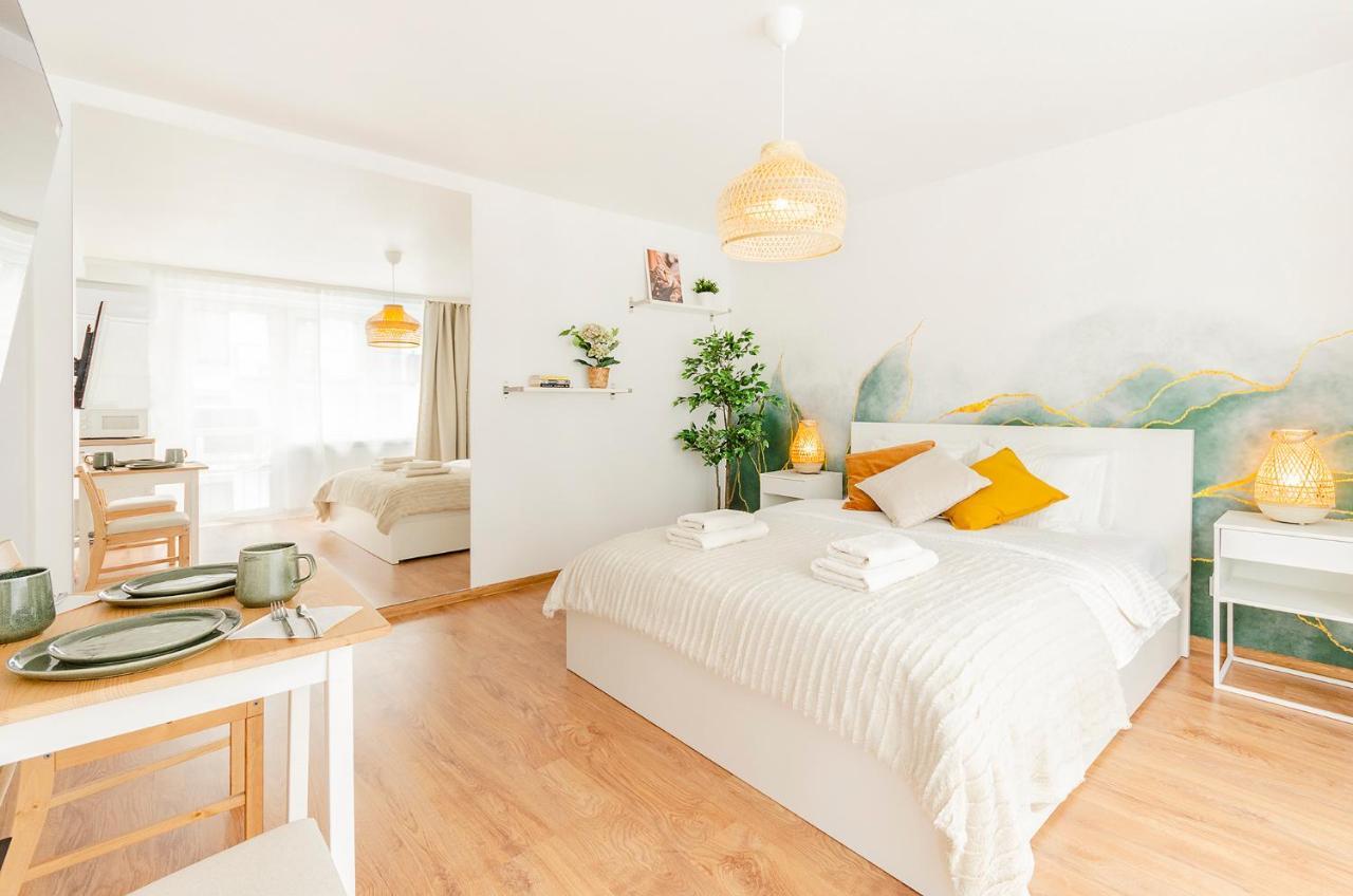 Quiet Studio in the Center