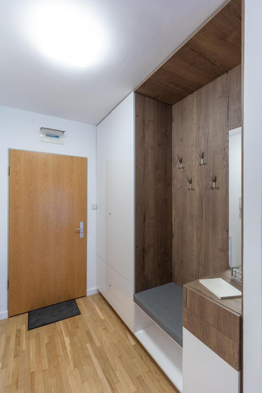 Pleasure Place Apartment