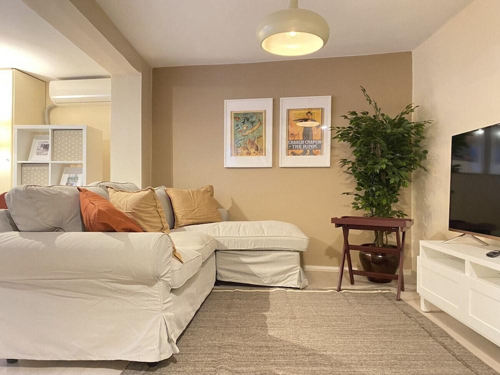 Charming And Central Flat Near Macka Park